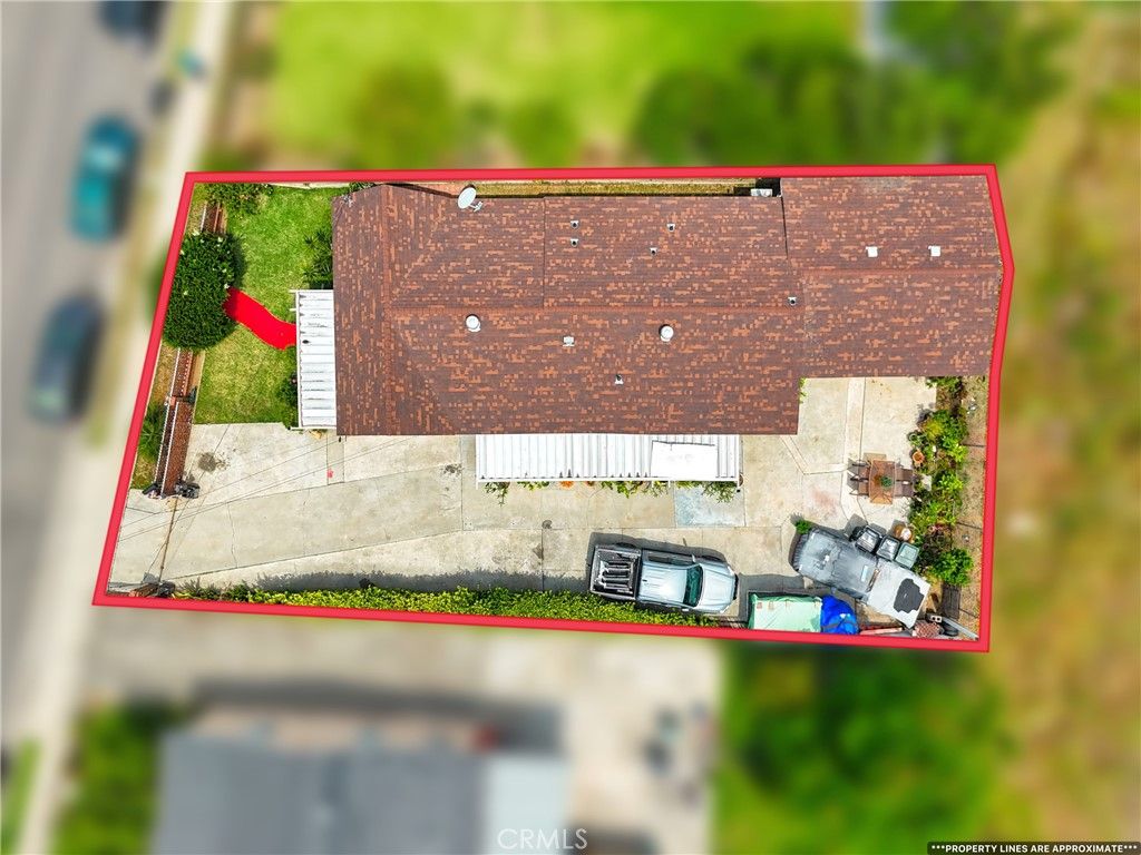 listing image 130725284878697783905