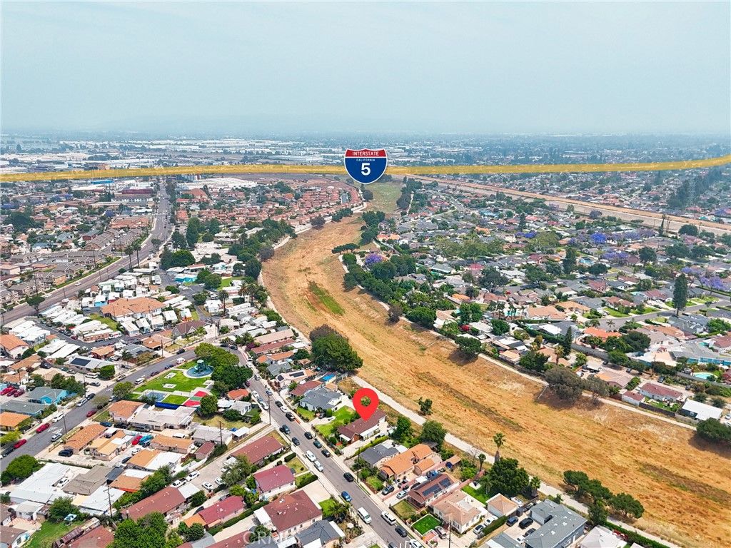 listing image 130726771386439705453