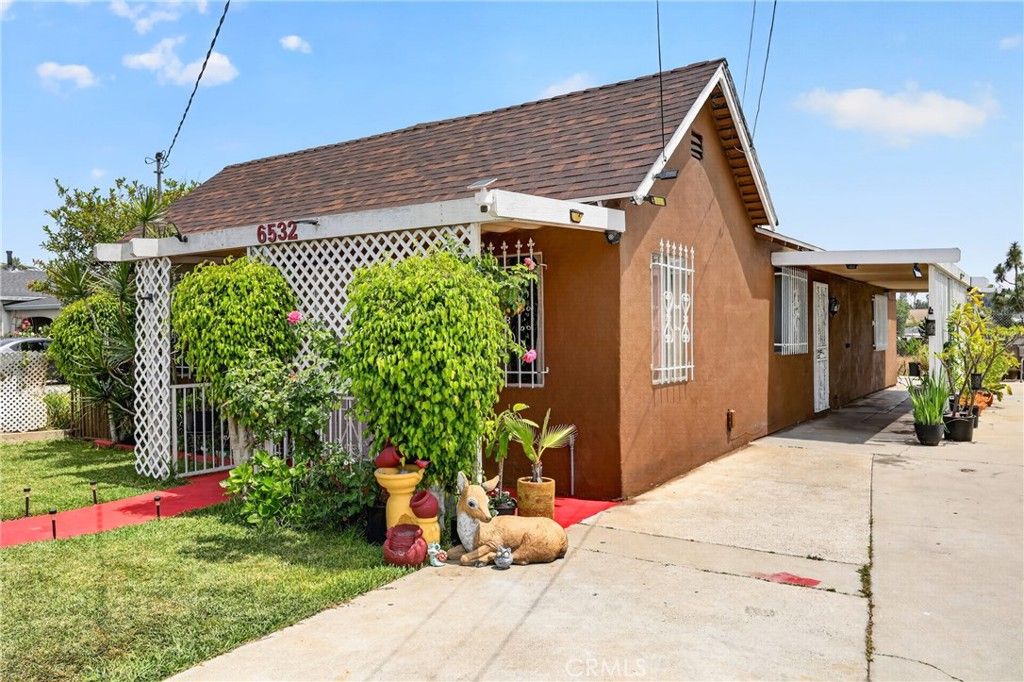 listing image 130725105415525620925