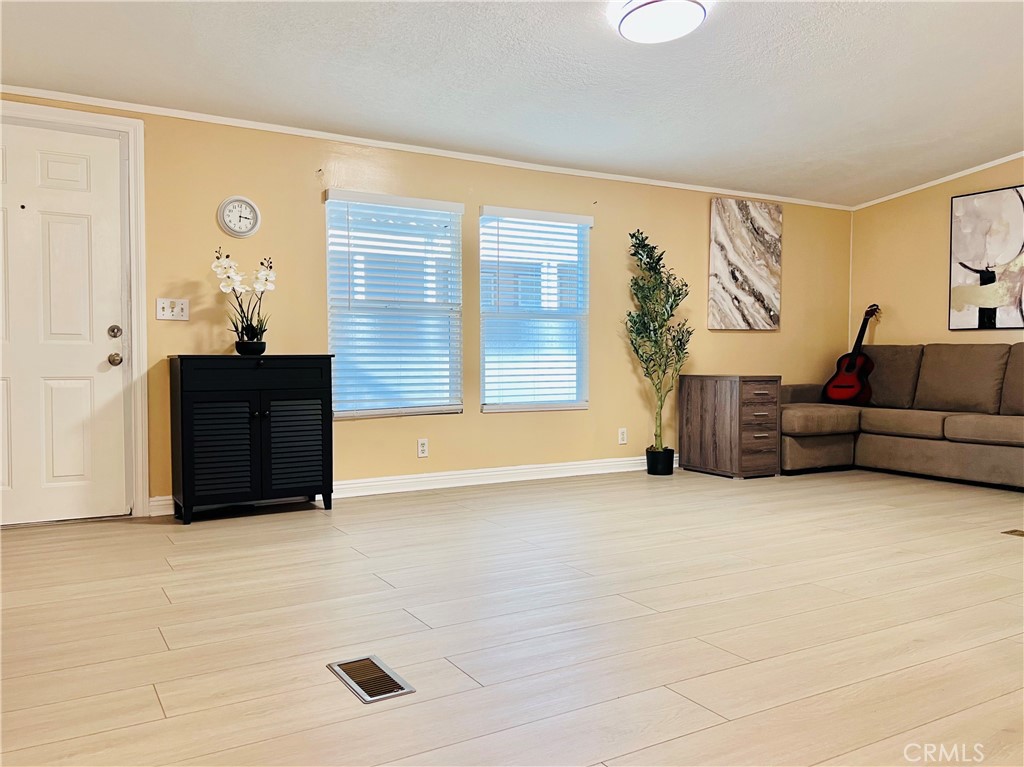 1560 S Otterbein Avenue 113