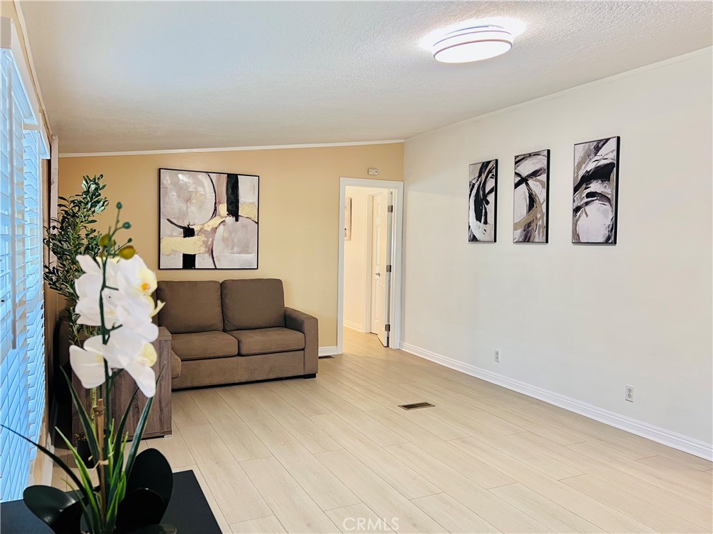 1560 S Otterbein Avenue 113