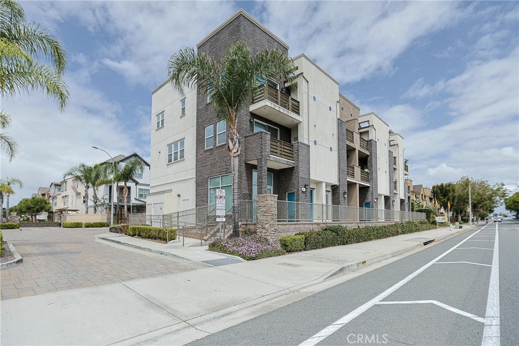 1300 N HARBOR Boulevard
