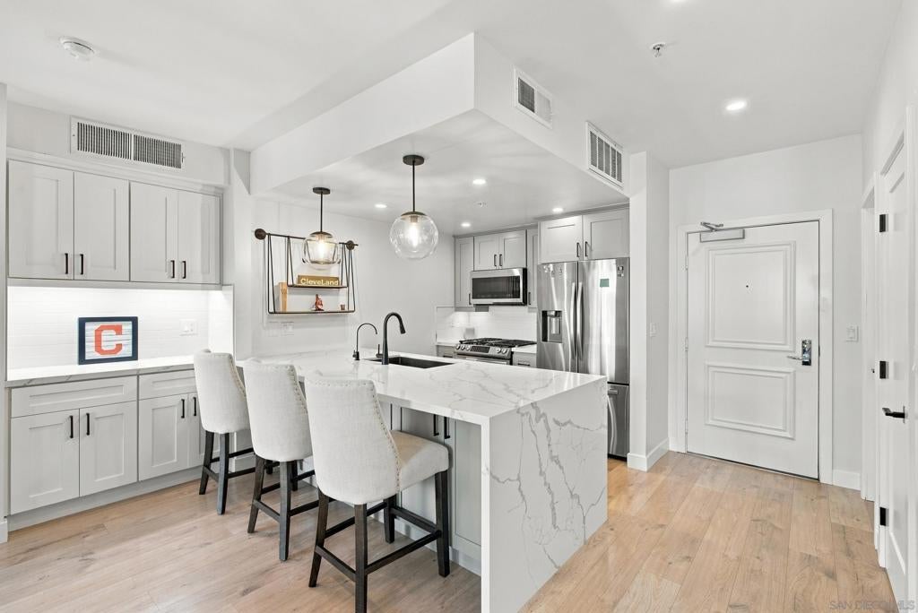 1750 Kettner Blvd 309