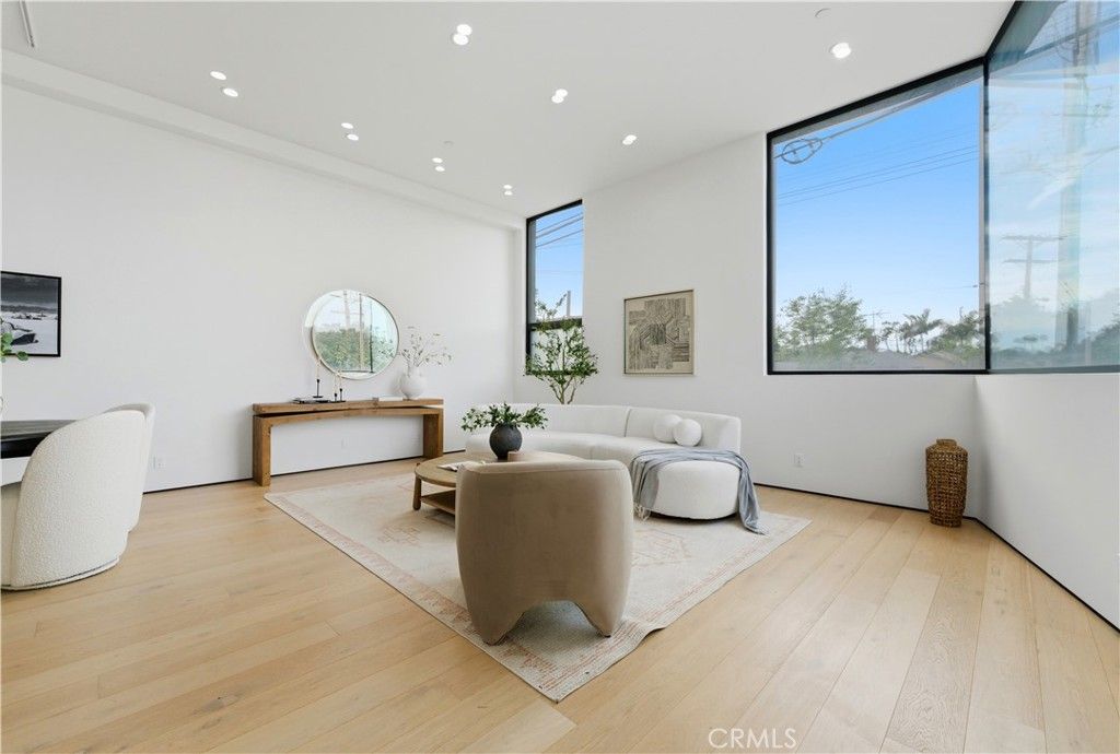 Photo of 3601 Mclaughlin Avenue, Los Angeles, CA 90066 (MLS # LG26053836)