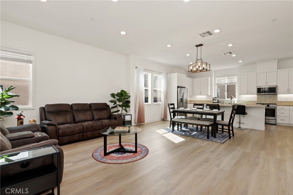 257 Sash, Irvine CA 92618 - Photo 16
