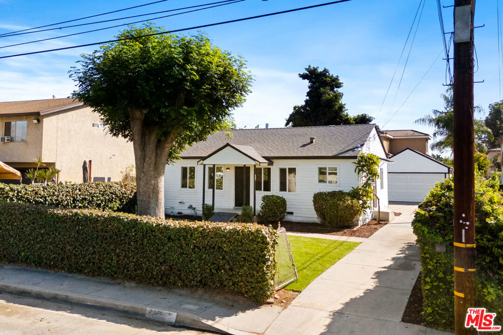 4346 Cypress Avenue
