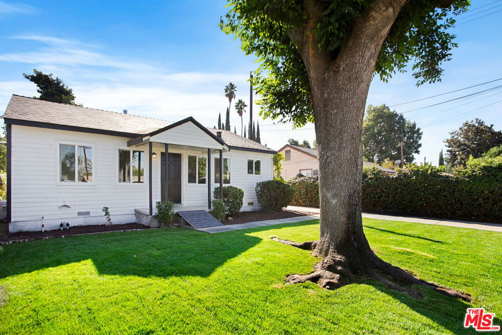 4346 Cypress Avenue