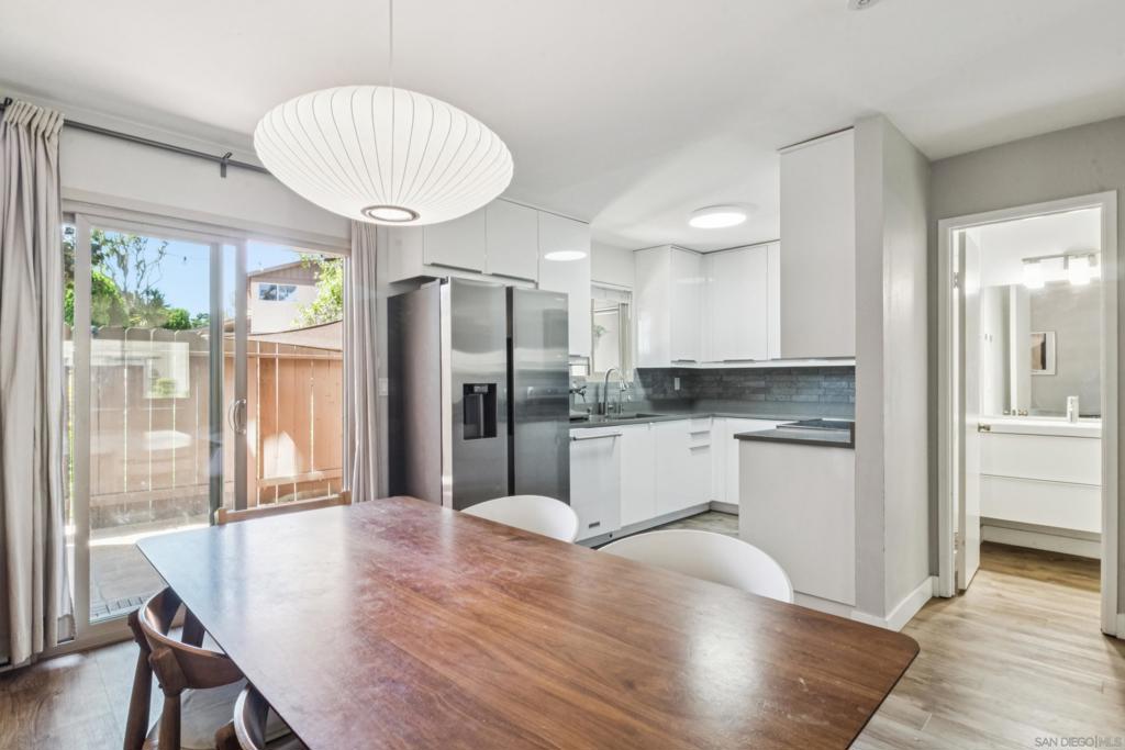 7835 Camino Tranquilo