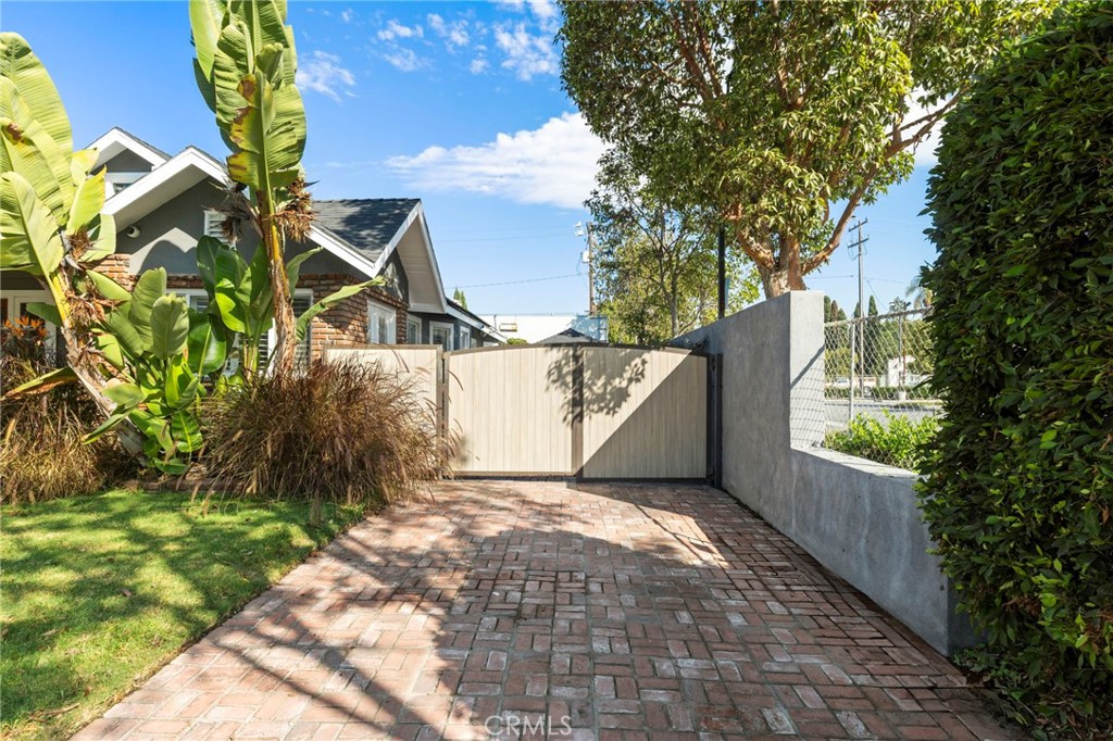 Alamitos Beach (AB) - Residential