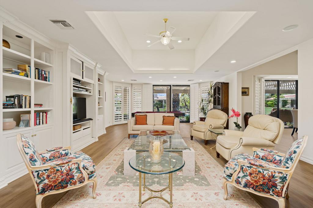 The Springs C.C. - Residential Lease