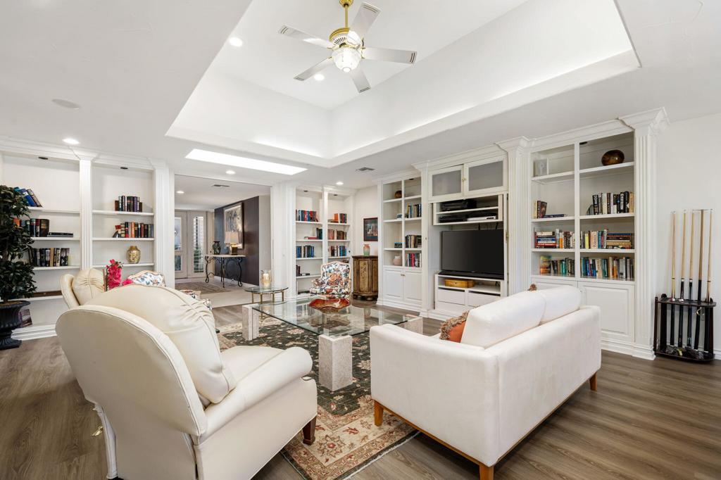 The Springs C.C. - Residential Lease