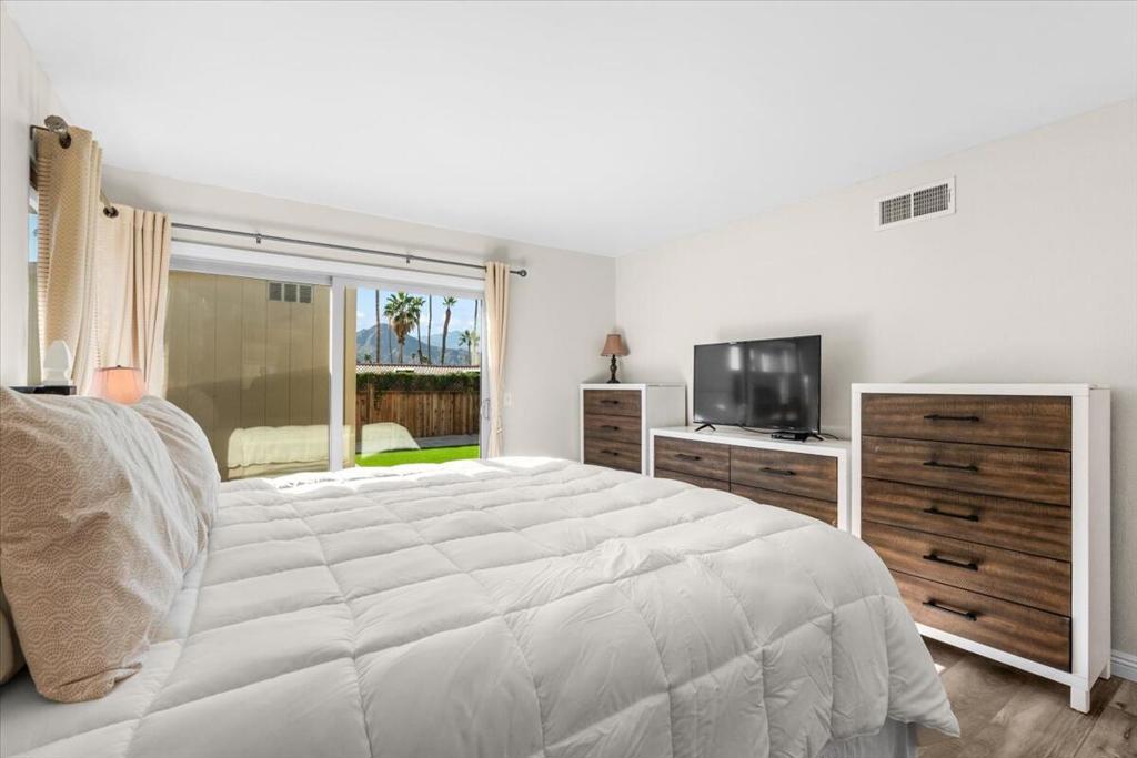 Palm Desert Country - Residential