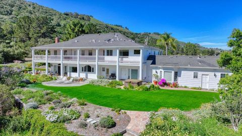 Photo of 75 Robley Road, Salinas, CA 93908 (MLS # ML82044768)