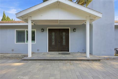 Photo of 19238 Strathern ST, Reseda, CA 91335 (MLS # SR26184244)