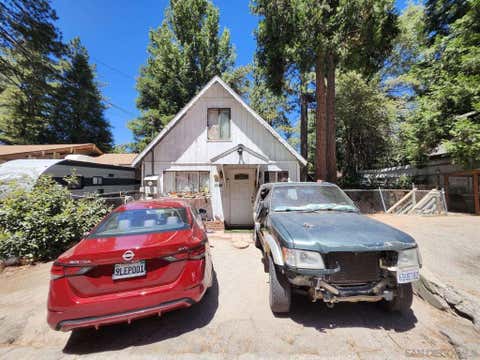 Photo of 23096 Balsam LN LN, Crestline, CA 92325 (MLS # 260018622SD)