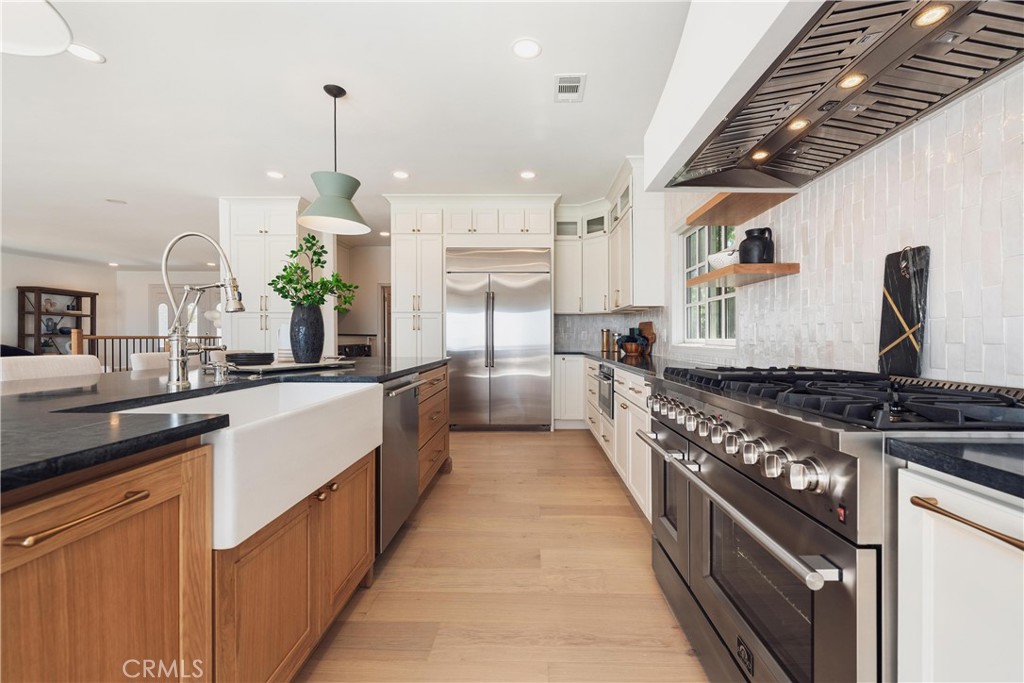 Properties 4 36 Montecillo Drive