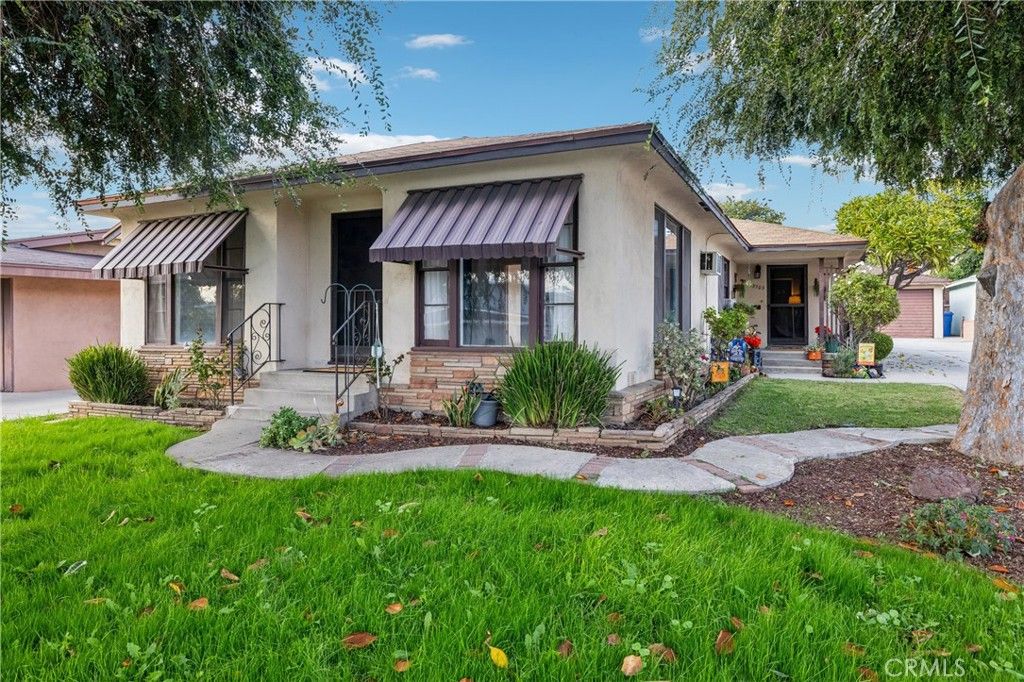 Photo of 13701 Russell St, Whittier, CA 90602 (MLS # PF25244105)
