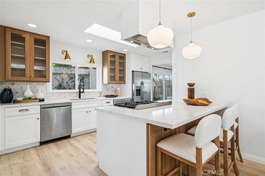926 Bellis Street, Newport Beach CA 92660 - Photo 6