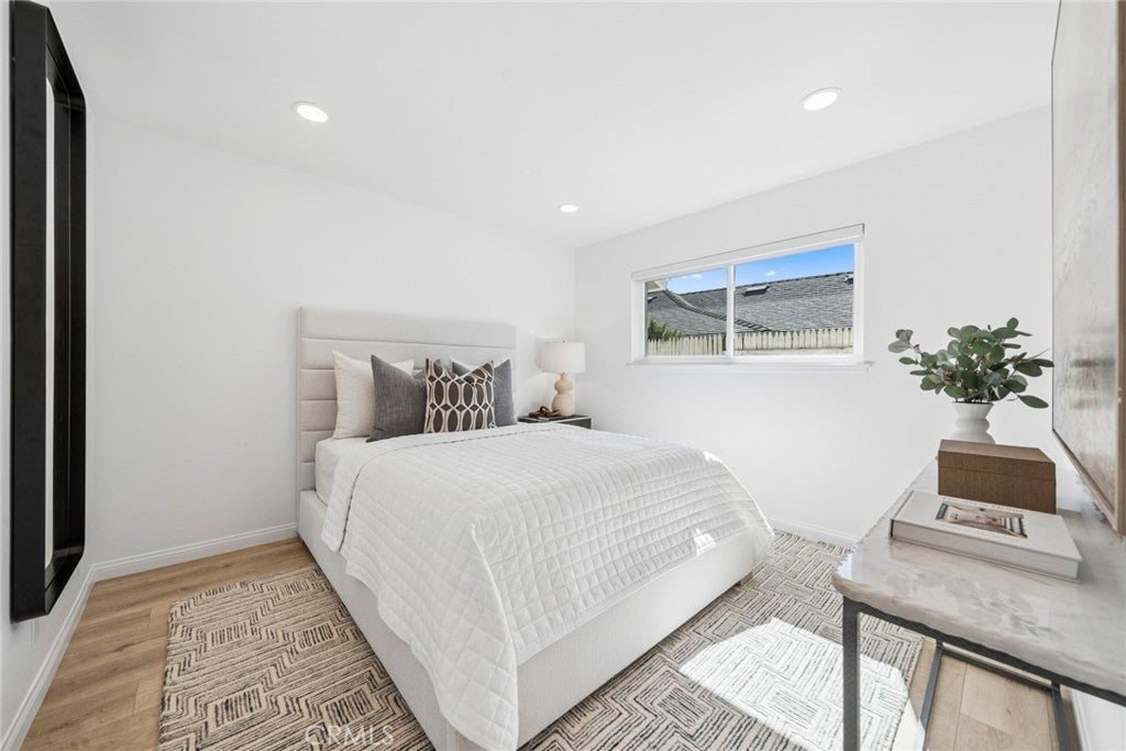 926 Bellis Street, Newport Beach CA 92660 - Photo 14