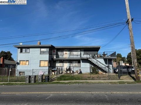 Photo of 2805 106th Ave Ave, Oakland, CA 94605 (MLS # 41117497)