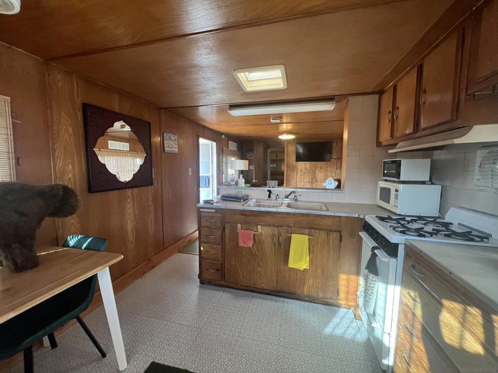 Oceanside - Manufactured In Park