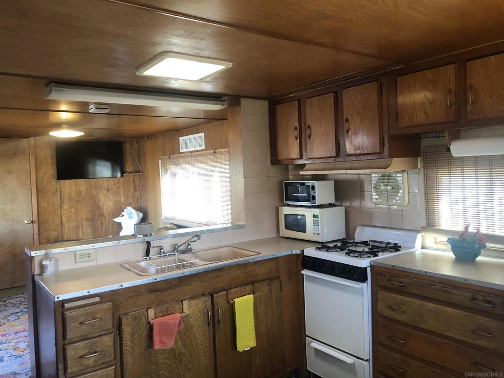 Oceanside - Manufactured In Park