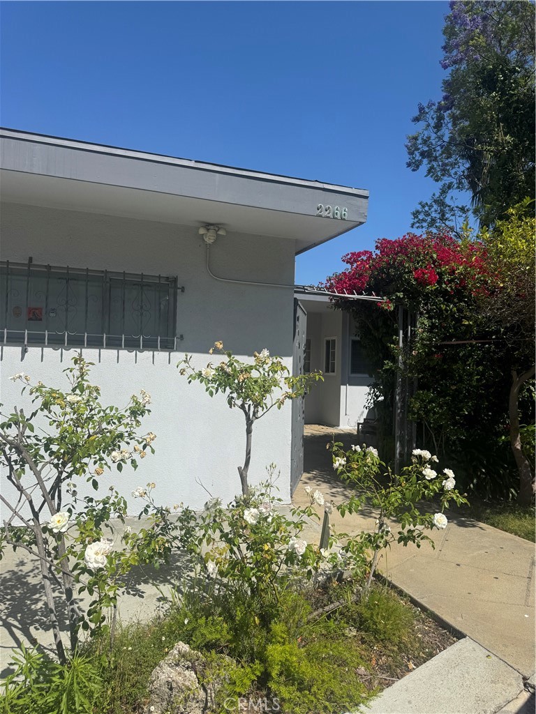 2266 Ronda Vista