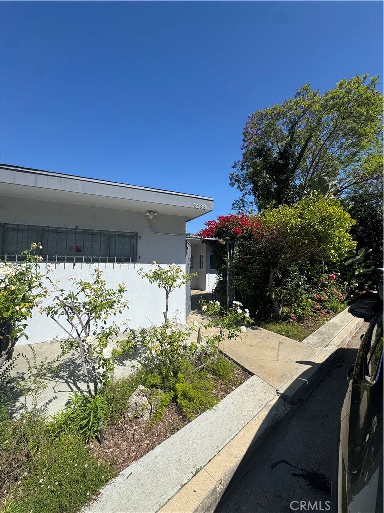 2266 Ronda Vista Dr
