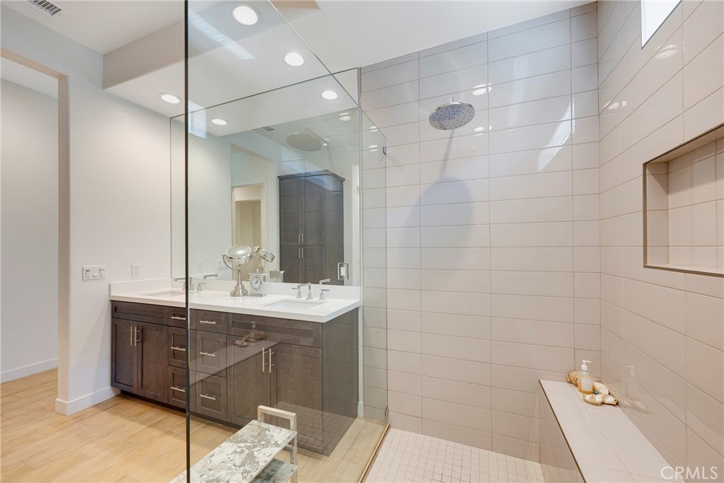 Montage - Residential