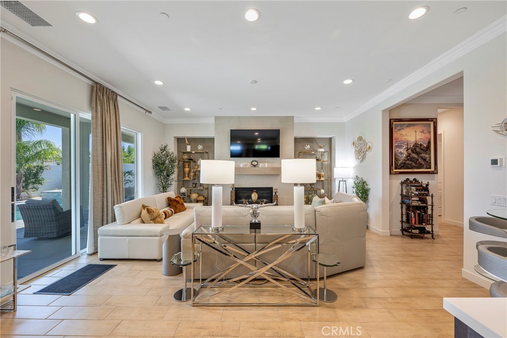 Montage - Residential