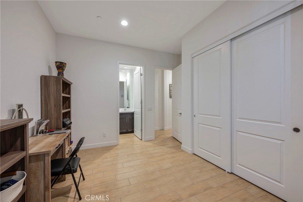 Montage - Residential