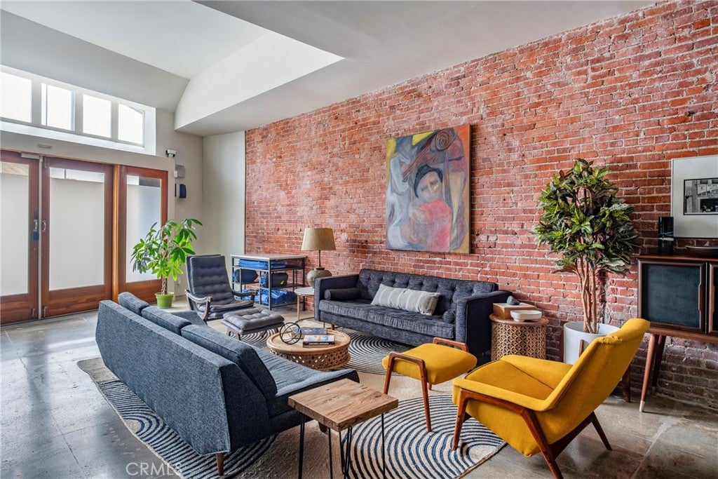179 Culver Boulevard