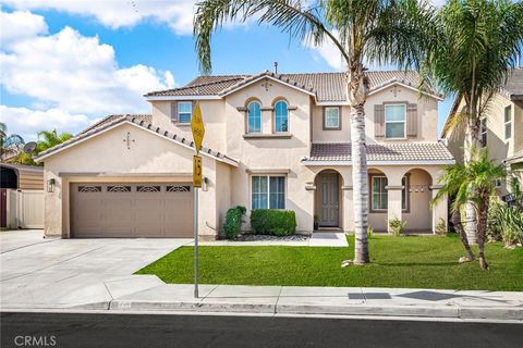 476 Peregrine Ln San Jacinto CA 92582