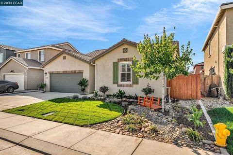 Photo of 2328 Bellows Way Way, Lodi, CA 95242 (MLS # 41113372) Photo of 2328 Bellows Way Way, Lodi, CA 95242 (MLS # 41113372)
