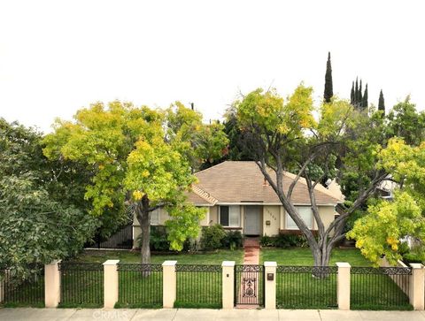 15500 Chatsworth Street Mission Hills CA 91345