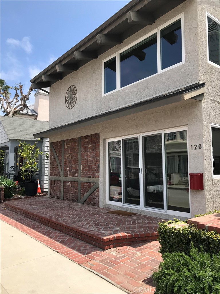 120 Diamond Avenue