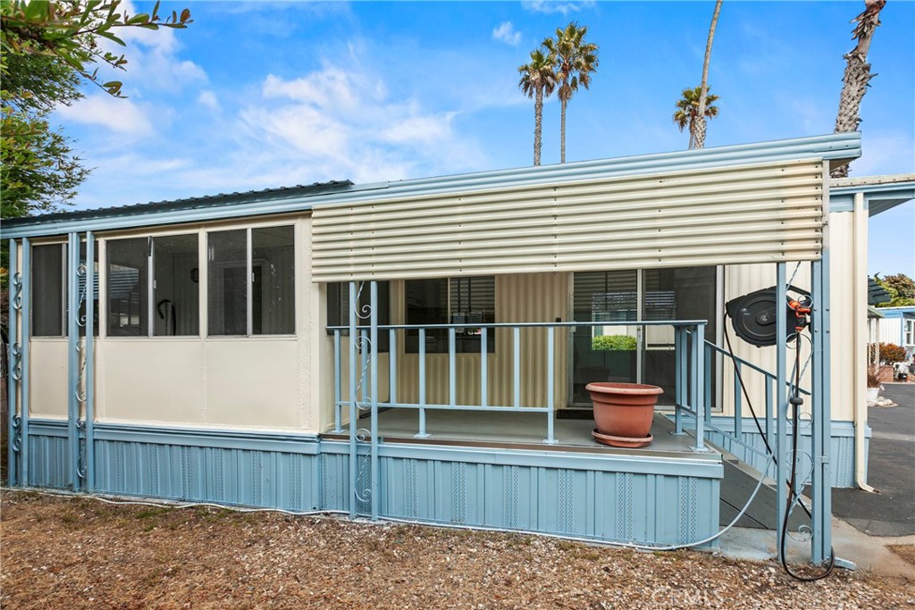 901 Morro Bay Boulevard 23