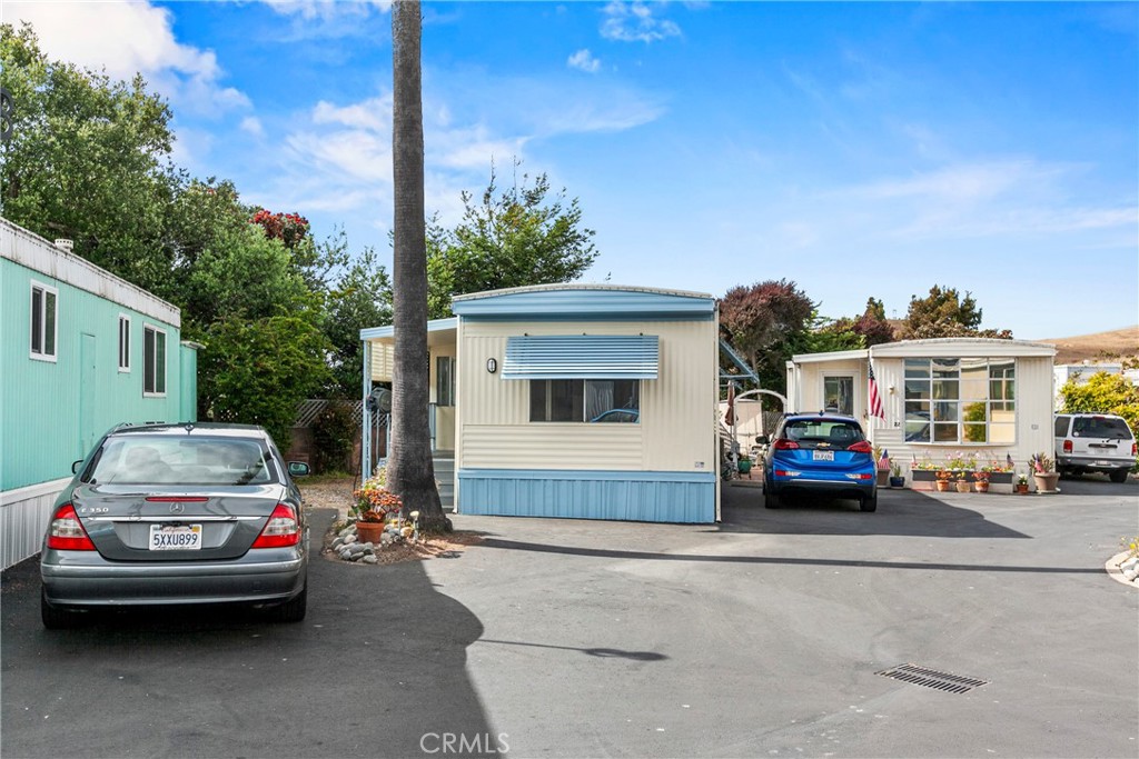 901 Morro Bay Boulevard 23
