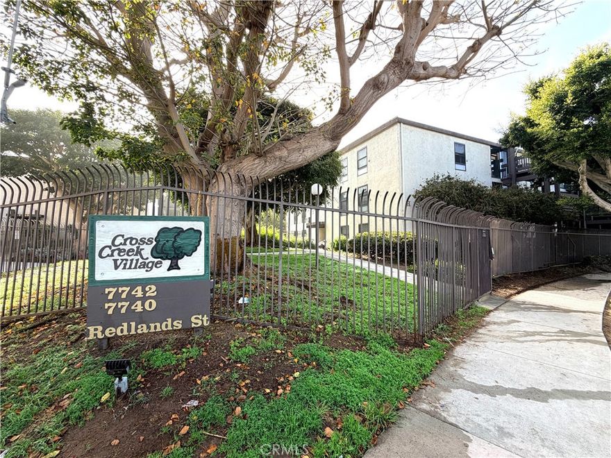 Welcome home to this inviting condo in the heart of Playa del Rey, just minutes from the beach, set within a beautifully maintained community featuring a clubhouse, two sparkling pools, multiple on-site laundry facilities, a gym, sauna, tennis, basketball, and pickleball courts, children's playgrounds, two assigned parking spaces, and expansive green, landscaped grounds that create a quiet, park-like atmosphere. Enjoy exceptional convenience with close proximity to Playa del Rey Beach, Dockweiler State Beach, the Ballona Wetlands, and outdoor recreation, as well as nearby dining and shopping at Runway Playa Vista, Fisherman’s Village, and local cafés along Culver Boulevard. With easy access to LAX, Loyola Marymount University, Silicon Beach tech hubs, and major commuter routes, this home offers a relaxed coastal lifestyle with everyday conveniences close at hand.