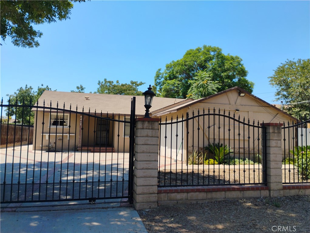 Prime Development Opportunity in North Hills!
Located in the heart of North Hills, this 18,300 sq. ft. lot offers a significant development opportunity in one of the most dynamic and gentrifying areas of the San Fernando Valley. Nestled between established cities like Van Nuys, Panorama City, and North Hollywood, this property is surrounded by numerous new developments, offering excellent potential for growth.
Key Property Features:18,300 sq. ft. lot with LARD3 zoning, ideal for multifamily development
Over 61 feet of frontage, with 300 feet on the sides.
Located in an established, gentrifying area with significant new developments underway, offering convenient access to shopping and amenities
This development site brings significant environmental benefits, boosts economic development, and creates employment opportunities for the immediate area. Whether you're an investor or developer looking for your next great deal, this is an incredible opportunity to capitalize on one of the San Fernando Valley’s fastest-growing neighborhoods. Buyers to do all Inspections and Investigations. Easy Freeway access to the 450,110,170,14,118,5, and 210.