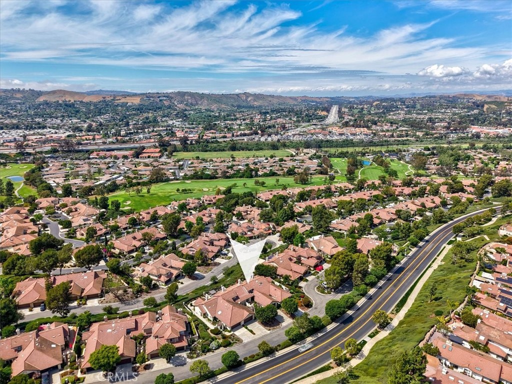 27367 Paseo Placentia