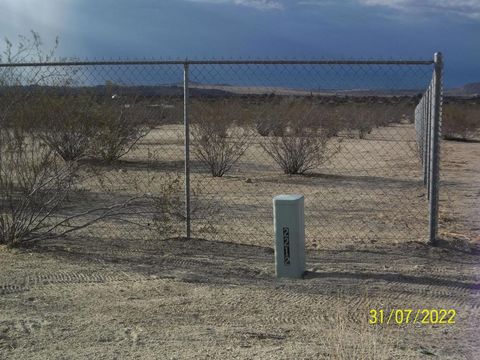 Photo of 64806 Chollita Road, Joshua Tree, CA 92252 (MLS # 219082603PS)