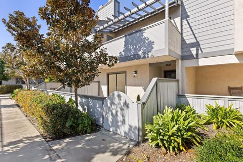 Photo of 2135 E Valley Parkway #49, Escondido, CA 92027 (MLS # NDP2600978)