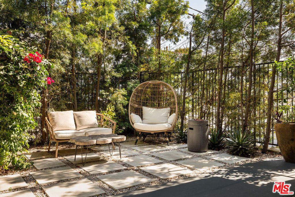 Photo of 1927 18th Street #C, Santa Monica, CA 90404 (MLS # 25610281)