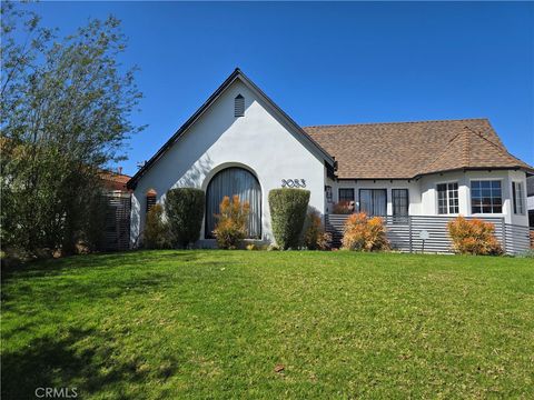 Photo of 2053 W 75th St, Los Angeles, CA 90047 (MLS # CV26080111)