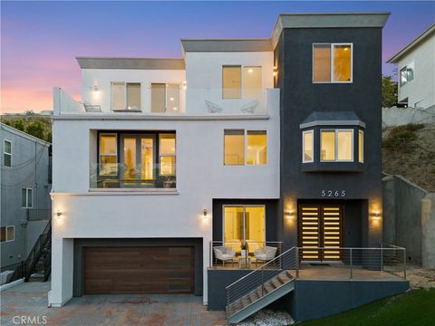 Photo of 5265 Elvira Road, Woodland Hills, CA 91364 (MLS # SR26081551)