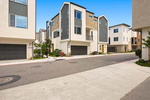Photo of 14136 Jonah Way Way, San Diego, CA 92128 (MLS # 260018116SD)