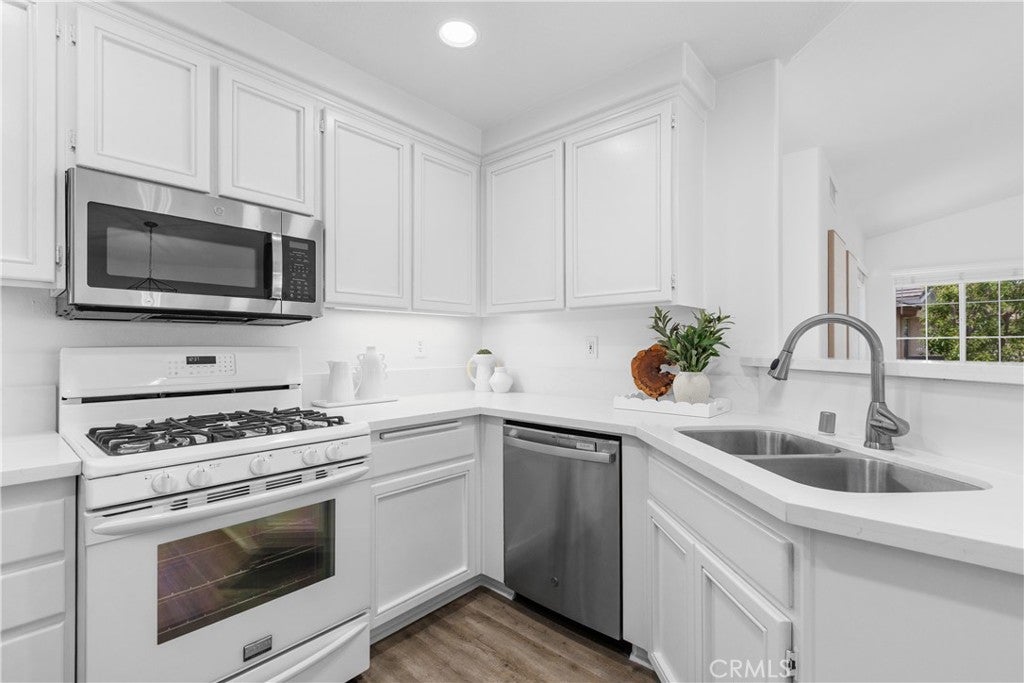 36 Brindisi, Mission Viejo CA 92692 - Photo 12