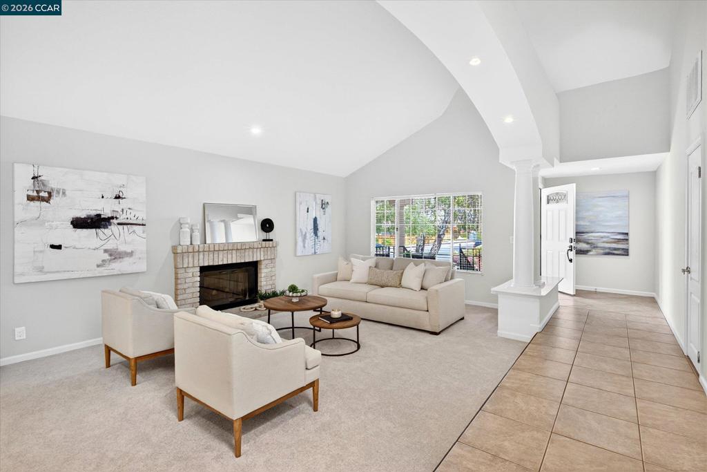 804 Eastbrook Ct