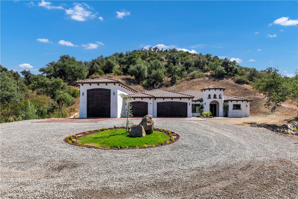 43420 Calle Nuevo